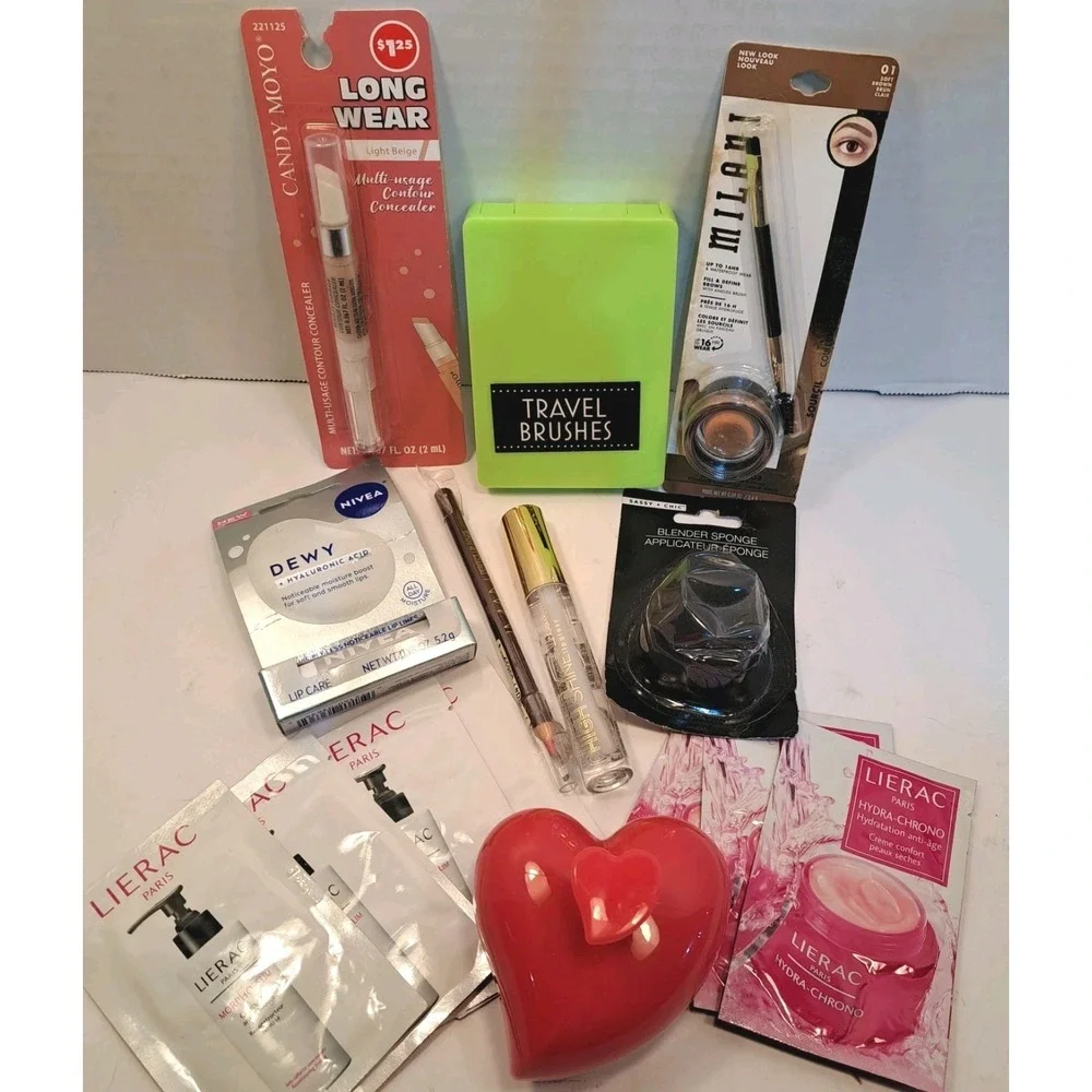 New Make Up Personal Care Lot Eyeliner Brushes Lip Gloss Eye Liner Concealer